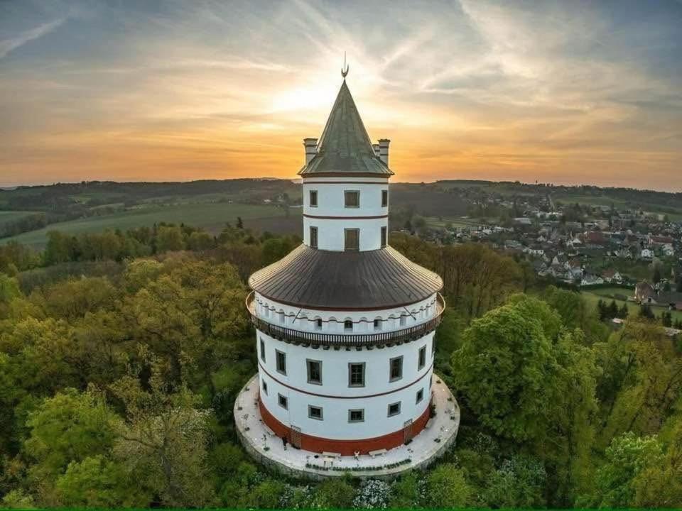 V Udoli * Karlovice (Liberec)